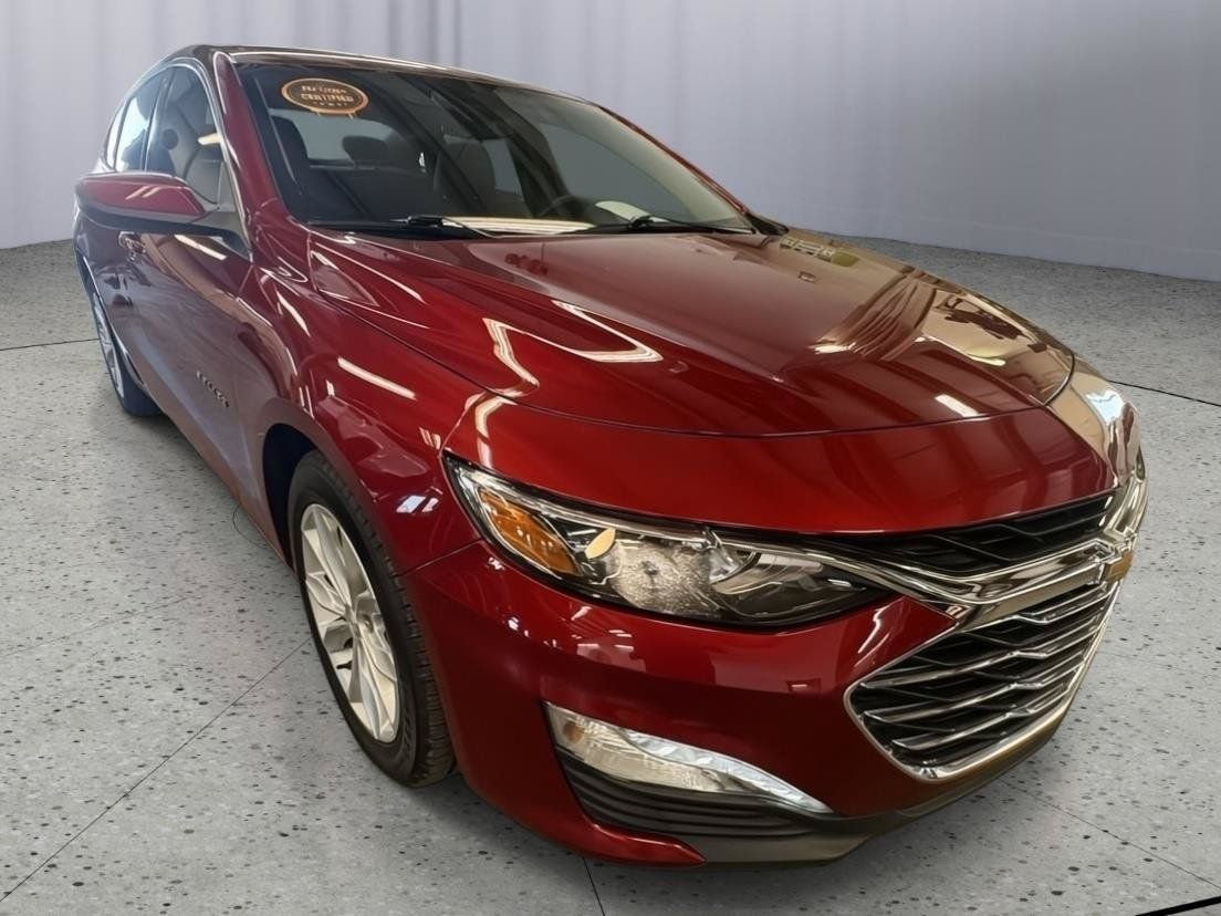Used 2025 Chevrolet Malibu LT FWD image 8