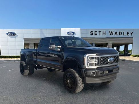 Used 2026 Ford F450 Platinum w/ FX4 Off-Road Package image 1