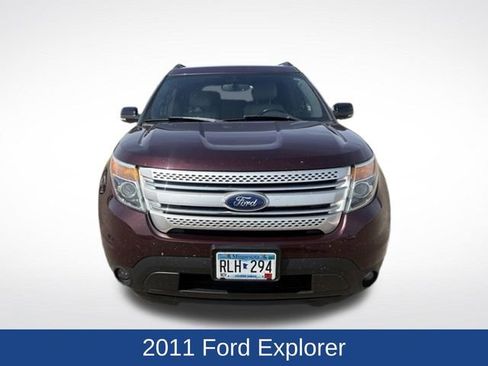 Used 2011 Ford Explorer XLT w/ 202A Rapid Spec Order Code AWD/4WD image 2