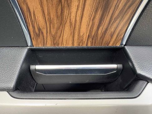 Used 2019 Ford F150 Lariat w/ Equipment Group 502A Luxury image 39