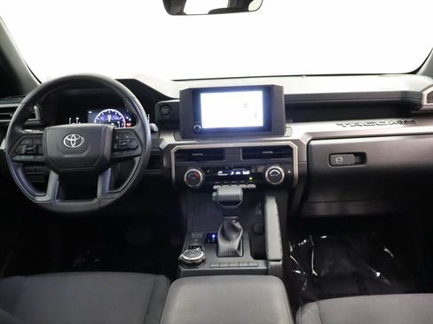 Used 2025 Toyota Tacoma SR5 AWD/4WD image 13