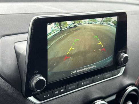 Used 2024 Nissan Sentra SR FWD image 19