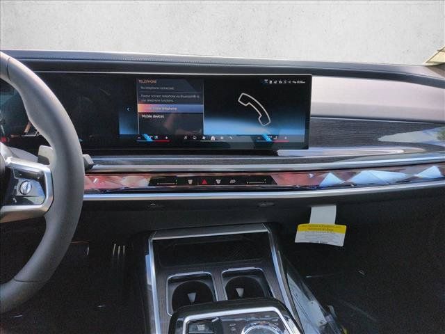 New 2026 BMW 760i xDrive AWD/4WD image 11