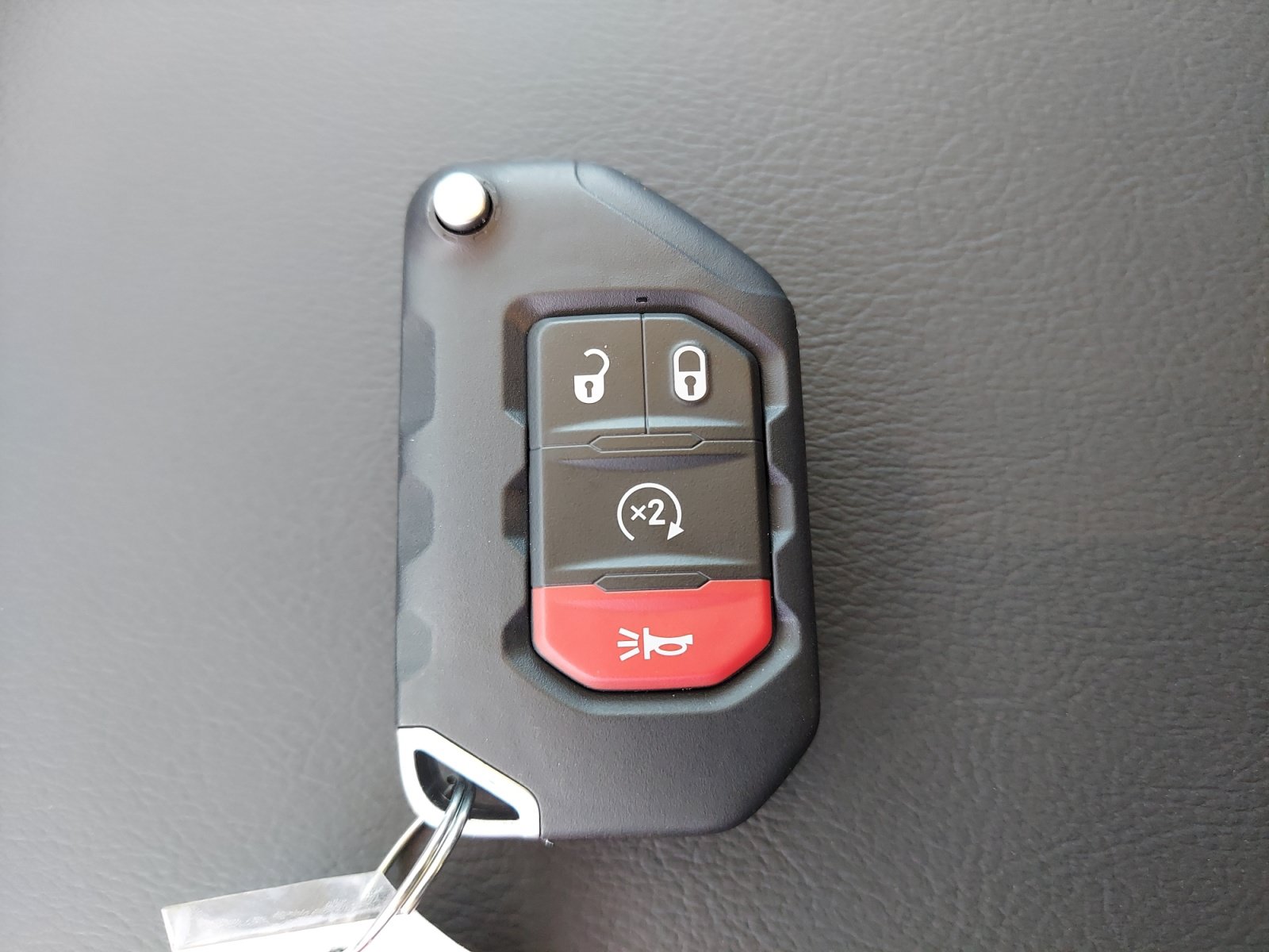 New 2026 Jeep Wrangler Unlimited Sahara AWD/4WD image 32