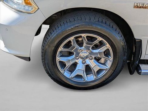 Used 2017 RAM 1500 Limited image 24