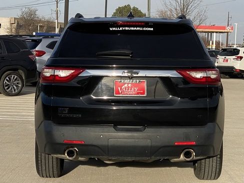 Used 2020 Chevrolet Traverse LT image 4