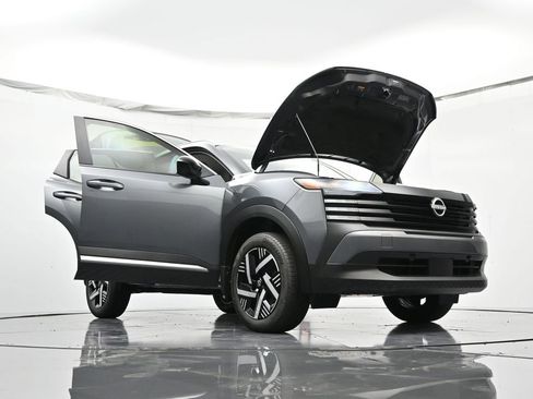New 2026 Nissan Kicks SV image 50