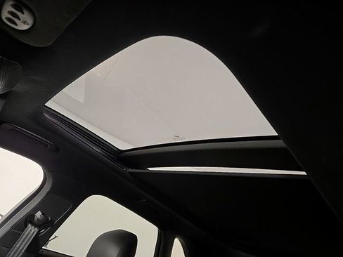 Certified 2019 Lincoln MKC Reserve w/ MKC Climate Package image 14