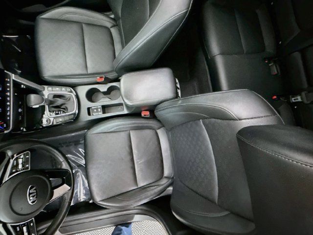 Used 2021 Kia Seltos SX w/ SX Sunroof Package AWD/4WD image 23
