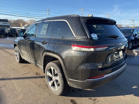 New 2026 Jeep Grand Cherokee Limited image 3