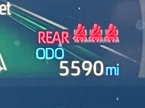 Certified 2025 Toyota RAV4 XLE image 28