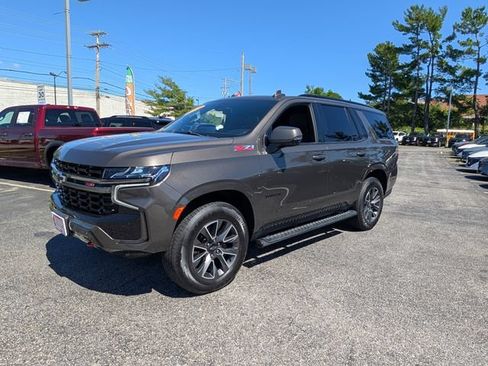 Used 2021 Chevrolet Tahoe Z71 w/ Z71 Signature Package AWD/4WD image 7