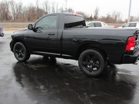 Used 2018 RAM 1500 Express w/ Black Ram 1500 Express Group image 6