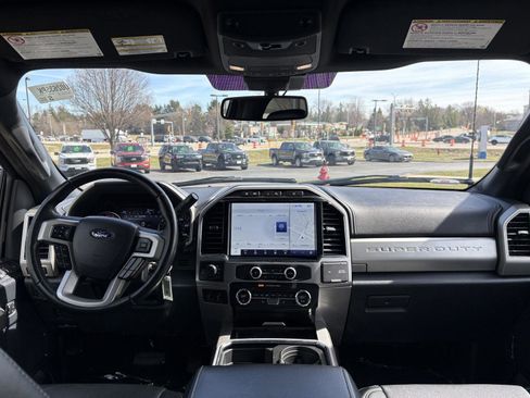 Used 2022 Ford F250 Lariat w/ Tremor Off-Road Package image 9