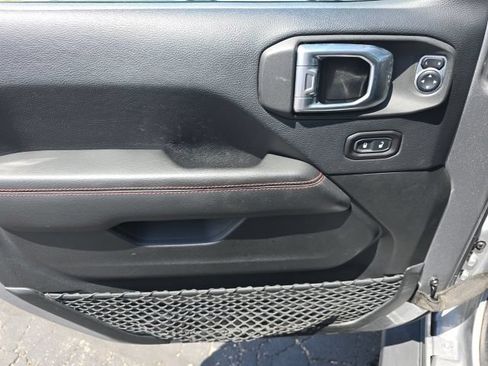 Used 2019 Jeep Wrangler Unlimited Rubicon AWD/4WD image 9