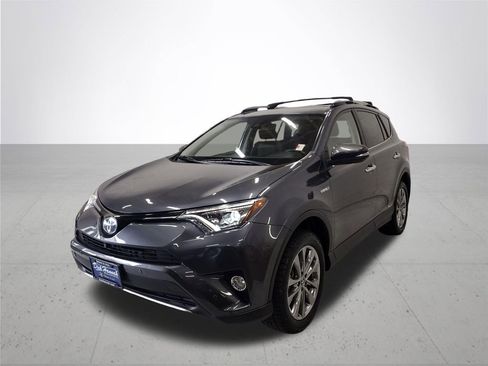 Used 2017 Toyota RAV4 Limited AWD/4WD image 2