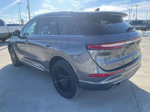 Used 2021 Lincoln Corsair Reserve w/ Equipment Group 201A image 5