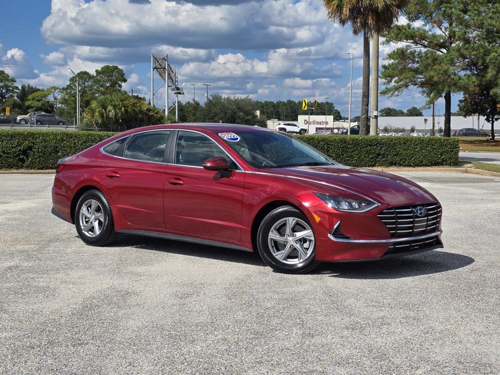 Used 2023 Hyundai Sonata SE FWD image 1