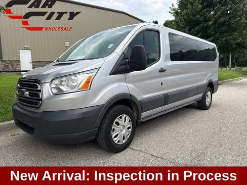 Used 2015 Ford Transit 350 XLT RWD image 1