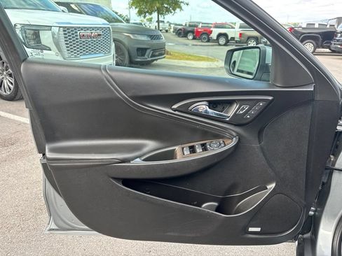 Used 2024 Chevrolet Malibu LT FWD image 10