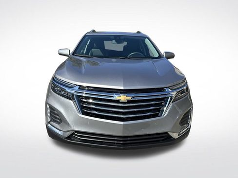 Used 2024 Chevrolet Equinox Premier w/ LPO, Floor Liner Package FWD image 9