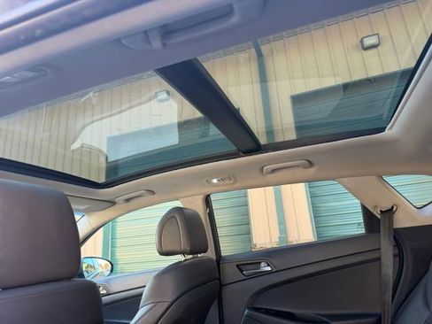 Used 2016 Hyundai Tucson Limited w/ Option Group 03 image 33