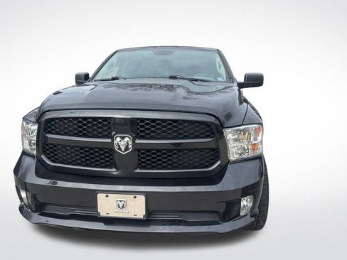 Used 2019 RAM 1500 Express image 3