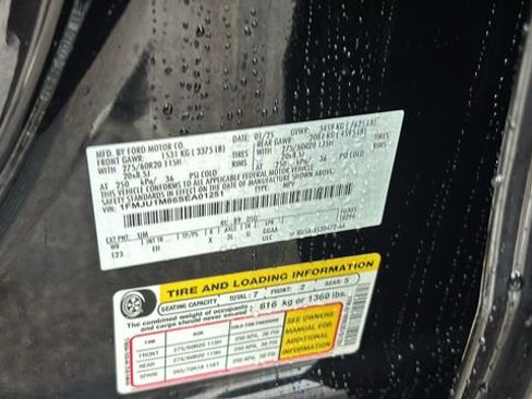 Used 2025 Ford Expedition Platinum AWD/4WD image 34