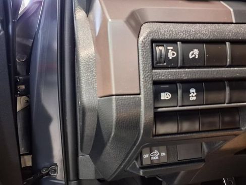 Used 2024 Toyota Tacoma TRD Sport AWD/4WD image 16