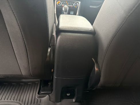 Used 2021 Ford EcoSport SE w/ SE Convenience Package image 29