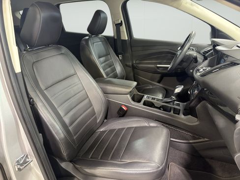 Used 2018 Ford Escape Titanium FWD image 12