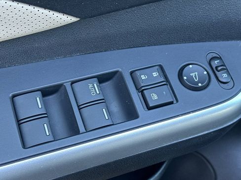 Used 2016 Honda CR-V EX-L image 13