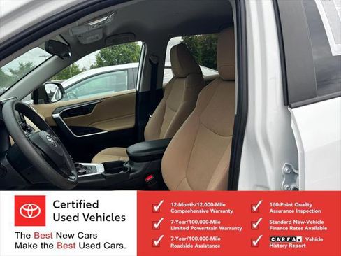 Certified 2020 Toyota RAV4 LE image 10