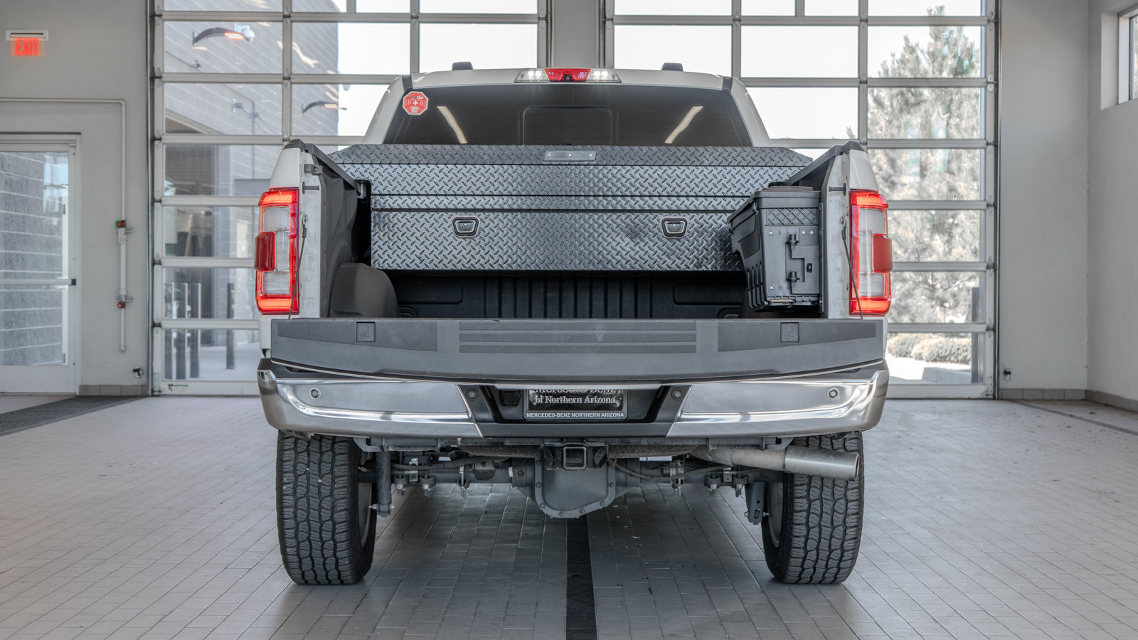 Used 2022 Ford F150 Lariat w/ Max Trailer Tow Package AWD/4WD image 16