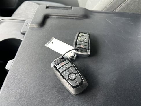 Used 2022 Ford F150 XLT w/ Equipment Group 302A High image 13