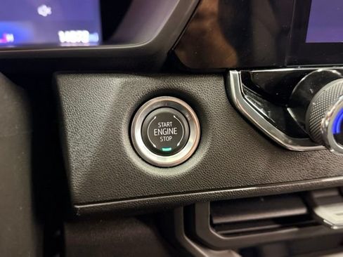 Certified 2025 Chevrolet Colorado Trail Boss AWD/4WD image 17