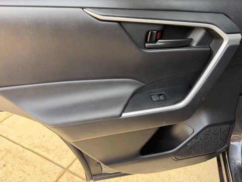 Used 2023 Toyota RAV4 LE FWD image 11