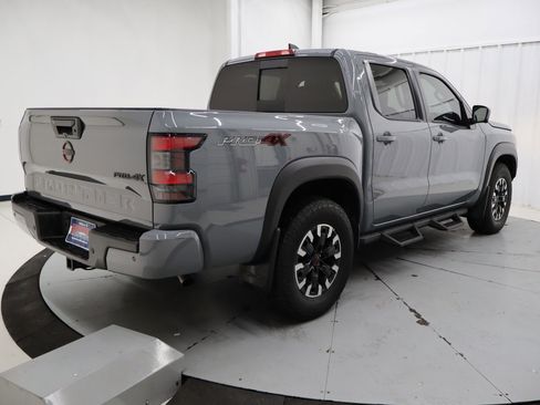 Used 2023 Nissan Frontier PRO-4X w/ Pro Convenience Package image 2