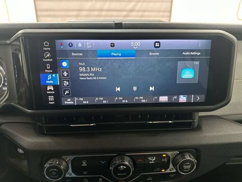 Used 2024 Jeep Wrangler Unlimited Sport AWD/4WD image 13