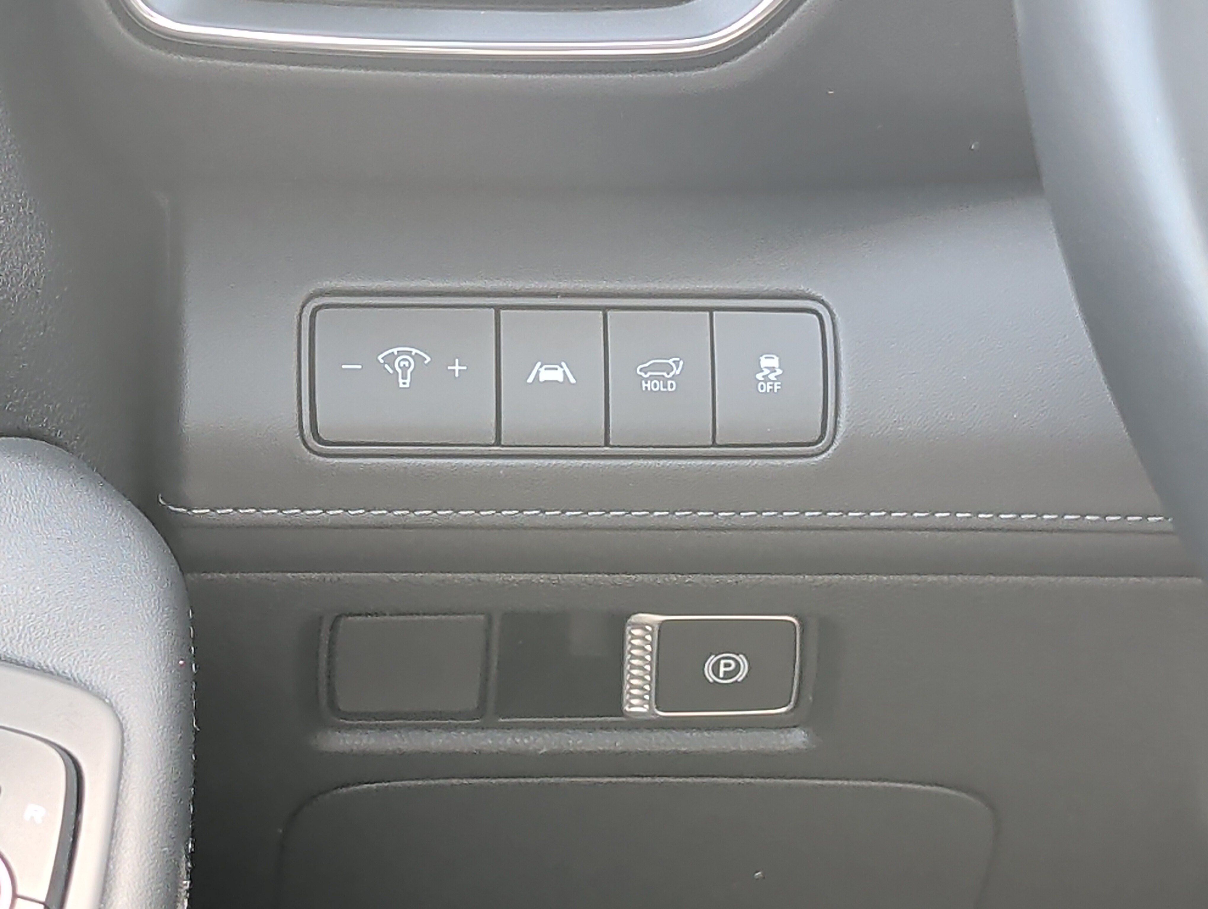 Used 2023 Hyundai Santa Fe SEL w/ Premium Package AWD/4WD image 22