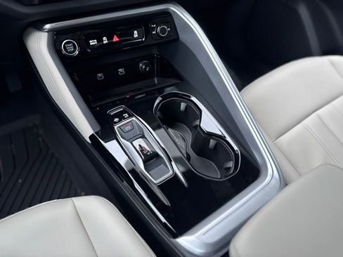 New 2025 Audi Q5 Premium image 15