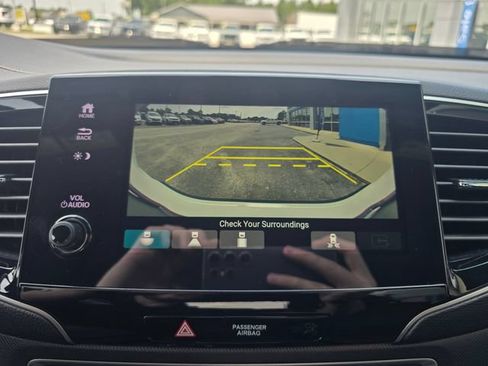 Used 2022 Honda Passport TrailSport image 23