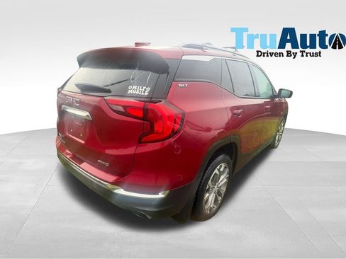 Used 2018 GMC Terrain SLT w/ Preferred Package AWD/4WD image 3