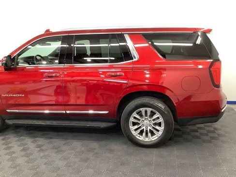 Used 2022 GMC Yukon SLT w/ SLT Luxury Package AWD/4WD image 5