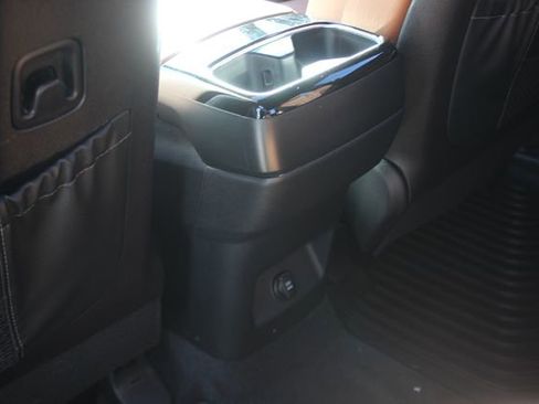 Used 2025 Kia Telluride EX X-Line image 25