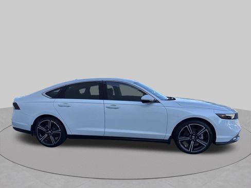 Used 2026 Honda Accord Touring image 9