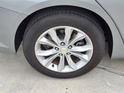 Used 2024 Chevrolet Malibu LT FWD image 10
