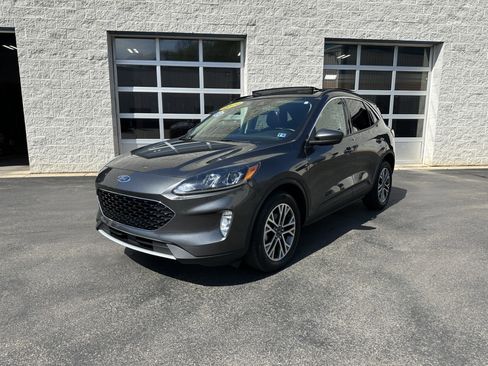 Used 2020 Ford Escape SEL AWD/4WD image 2