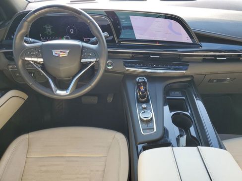 Used 2023 Cadillac Escalade Sport w/ LPO, ONYX Package image 27