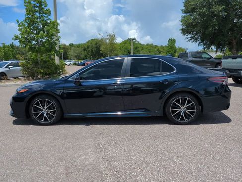 Used 2021 Toyota Camry SE w/ Cold Weather Package AWD/4WD image 3